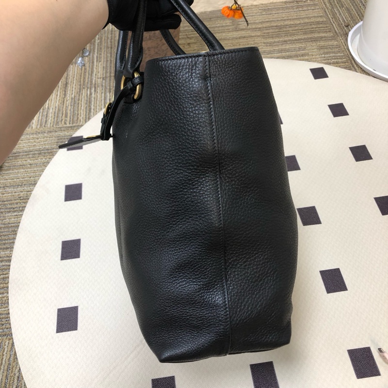 Prada 托特手提單肩斜挎包牛皮 尺寸約33.5*32。-2