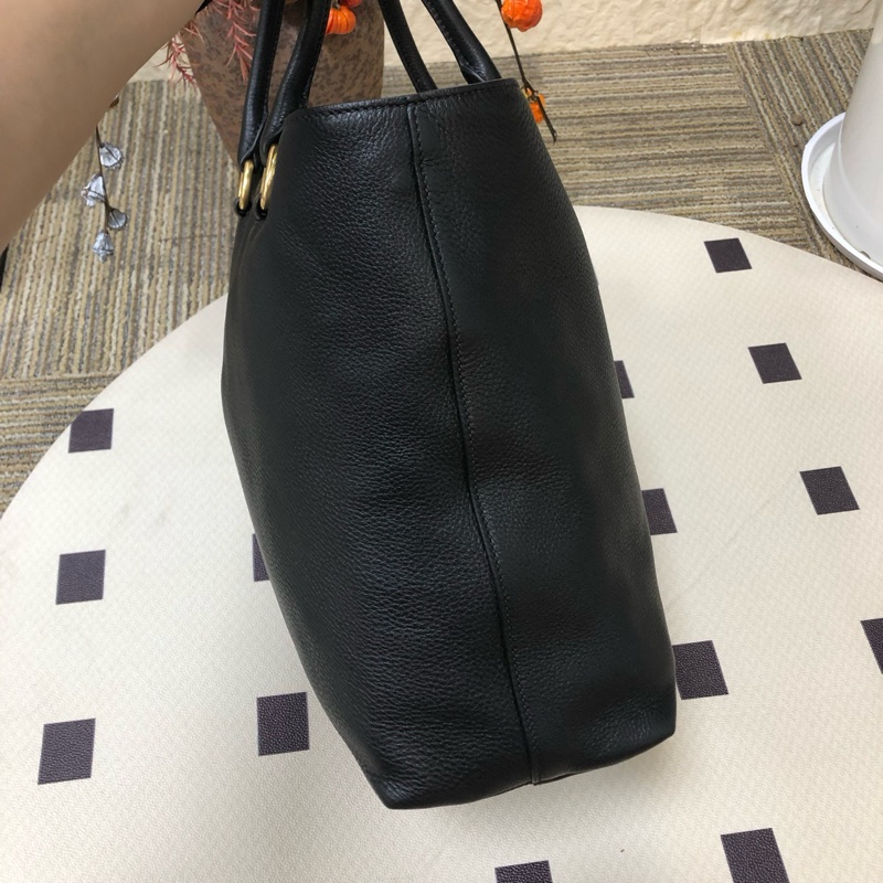 Prada 托特手提單肩斜挎包牛皮 尺寸約33.5*32。-3