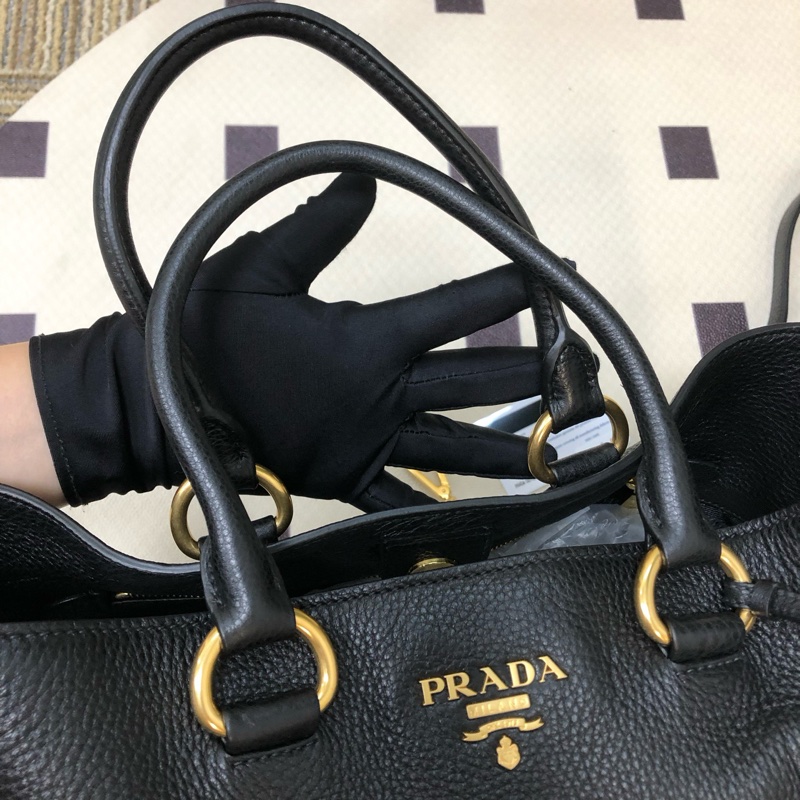 Prada 托特手提單肩斜挎包牛皮 尺寸約33.5*32。-7