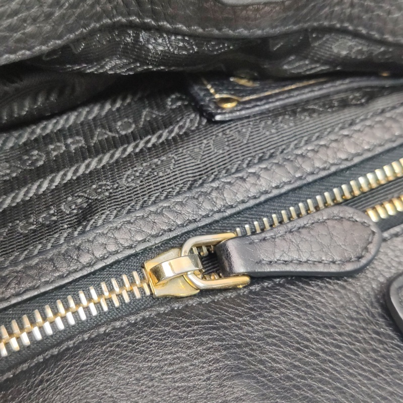 Prada  托特手提單肩斜挎包牛皮 尺寸約35x36-11