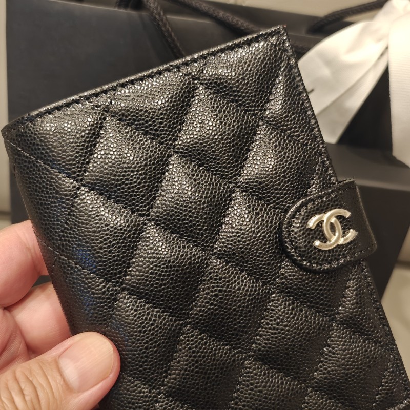 特價出義大利剛剛帶回全新超難買香奈兒護照套,全新品-10