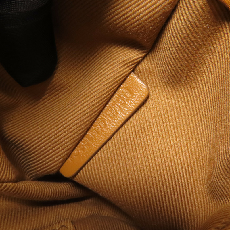 BURBERRY 羊皮皮革Small Lola Bag金扣肩背袋-8