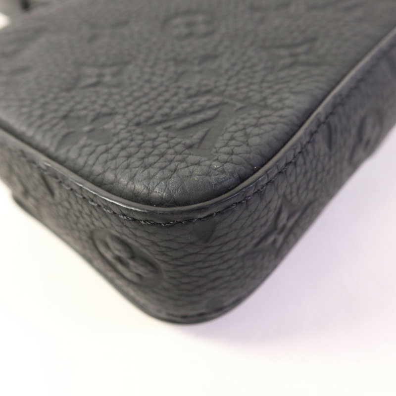 LOUIS VUITTON Monogram Taurillon S-Lock Vertical Wearable肩背袋-11