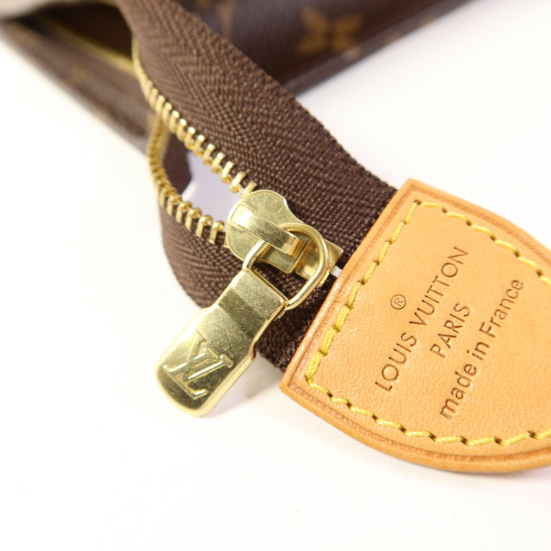 LOUIS VUITTON Monogram Poche Toilette金扣手拿包-7