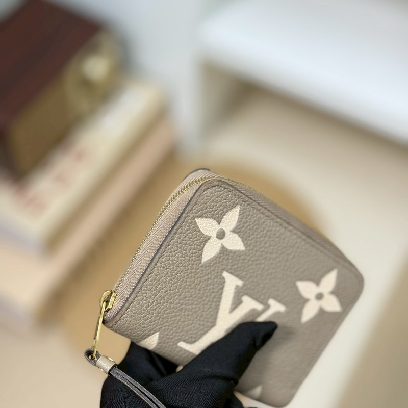 🏷️LV.Zippy 壓紋卡夾零錢包 M69797-10