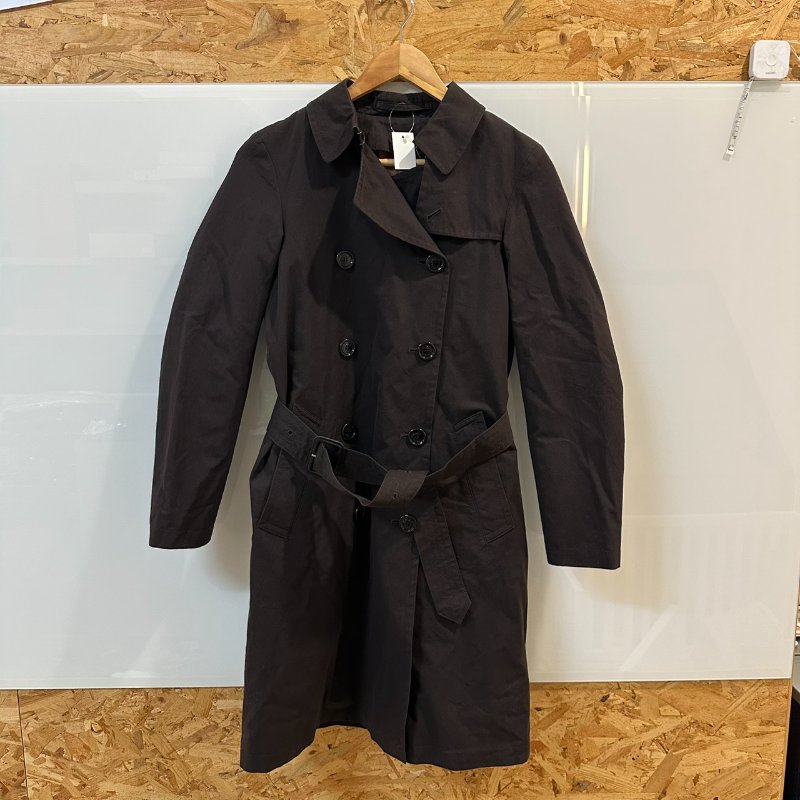 【美收精品】BURBERRY 深咖啡色風衣外套 4-137【隔月月中將轉賣至日本 上架期限30天】-0