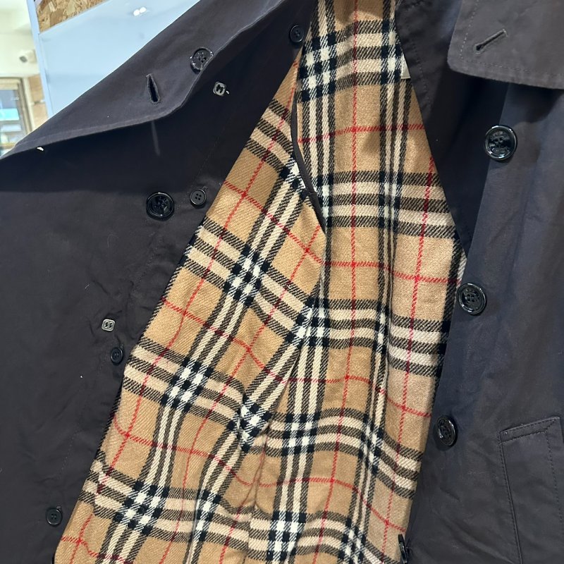 【美收精品】BURBERRY 深咖啡色風衣外套 4-137【隔月月中將轉賣至日本 上架期限30天】-7