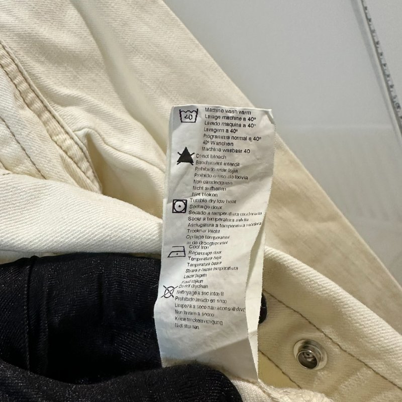 【美收精品】BURBERRY 米白牛仔外套 4-148【隔月月中將轉賣至日本 上架期限30天】-8