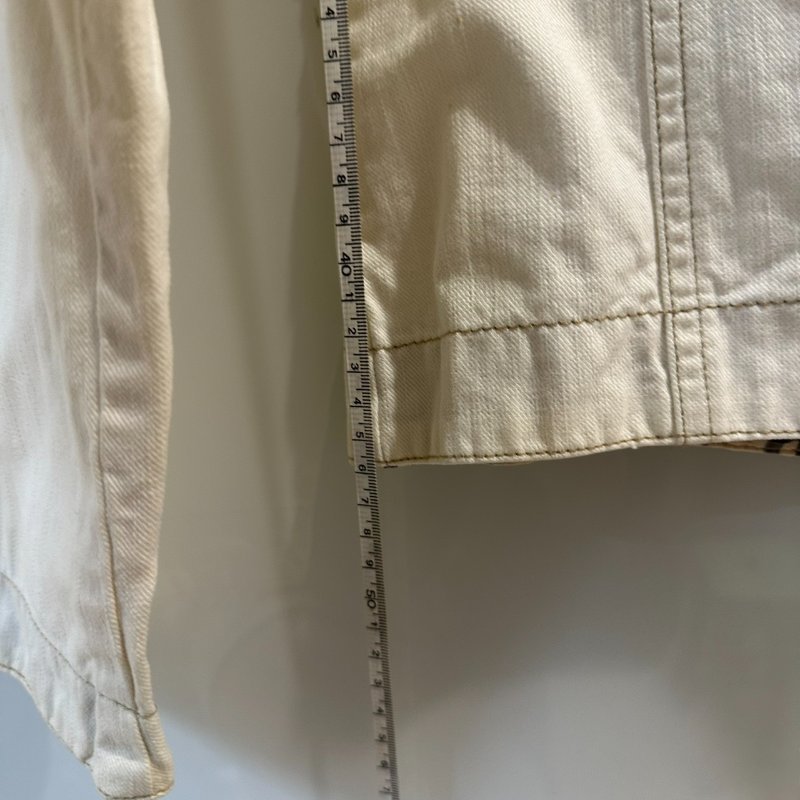 【美收精品】BURBERRY 米白牛仔外套 4-148【隔月月中將轉賣至日本 上架期限30天】-12