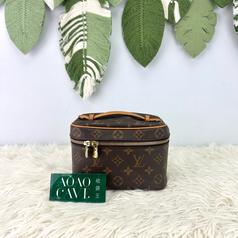 LV Nice Mini 老花化妝包 手拿包-0