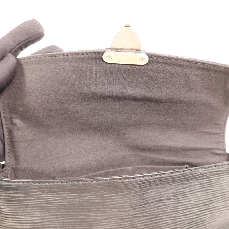 LOUIS VUITTON Epi Segur Pochette銀扣肩背袋-14