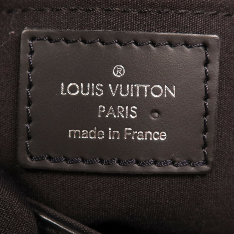 LOUIS VUITTON Epi Segur Pochette銀扣肩背袋-15