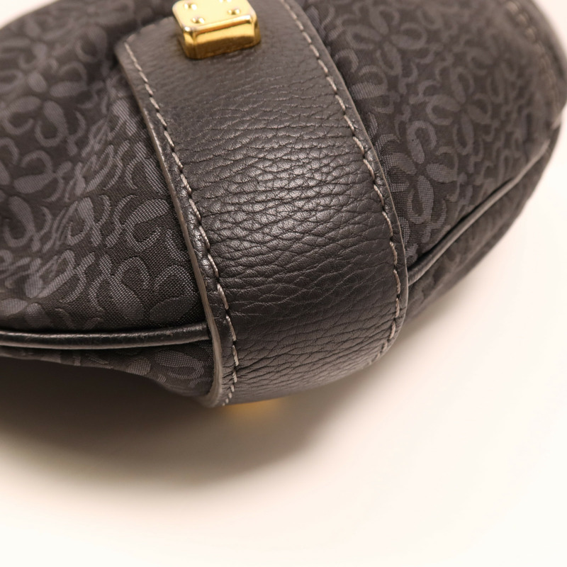 LOEWE 帆布/牛皮皮革Vintage Shoulder Bag金扣肩背袋-10