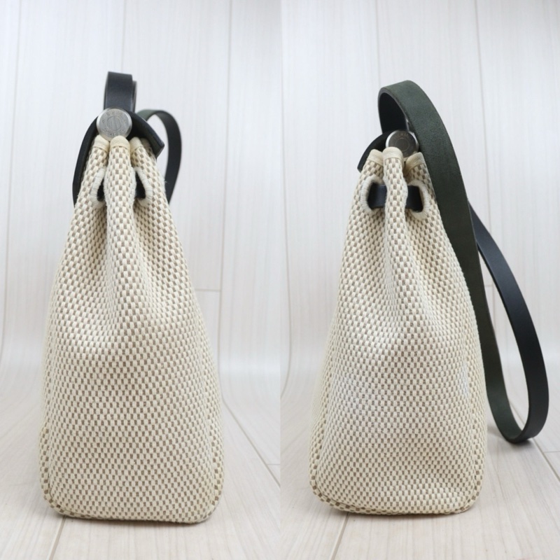Hermes Herbag 31 黑白肩背包-7