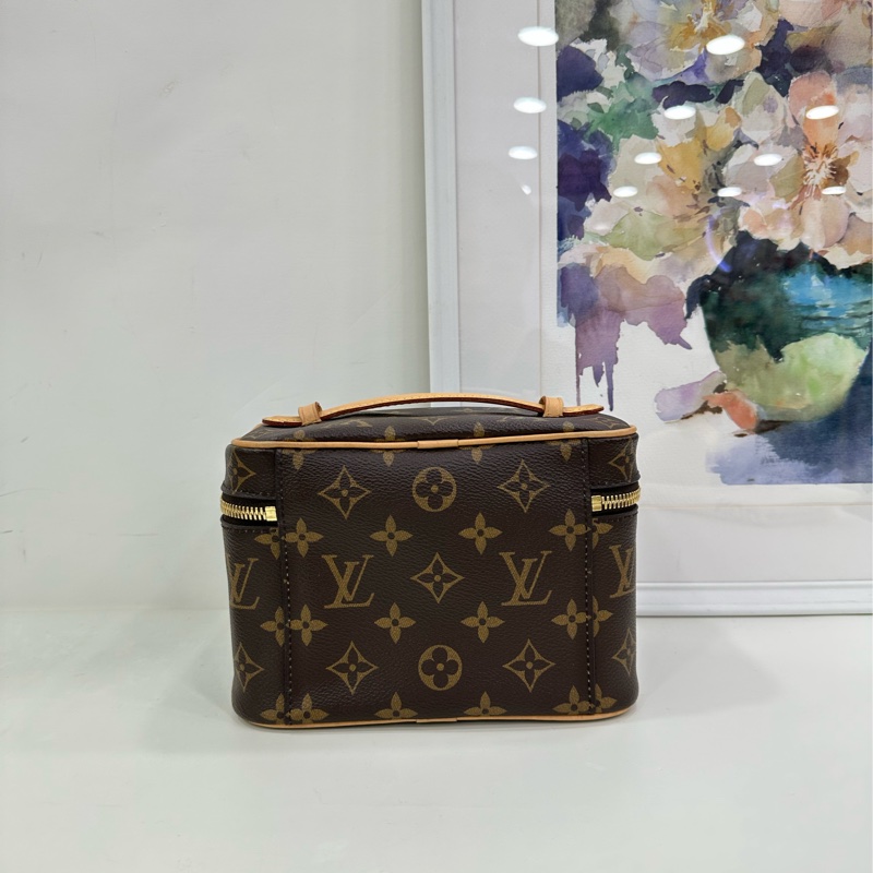 LV Nice系列老花化妝包,經典款,20年編碼 尺寸:18*12*13.5cm,-4