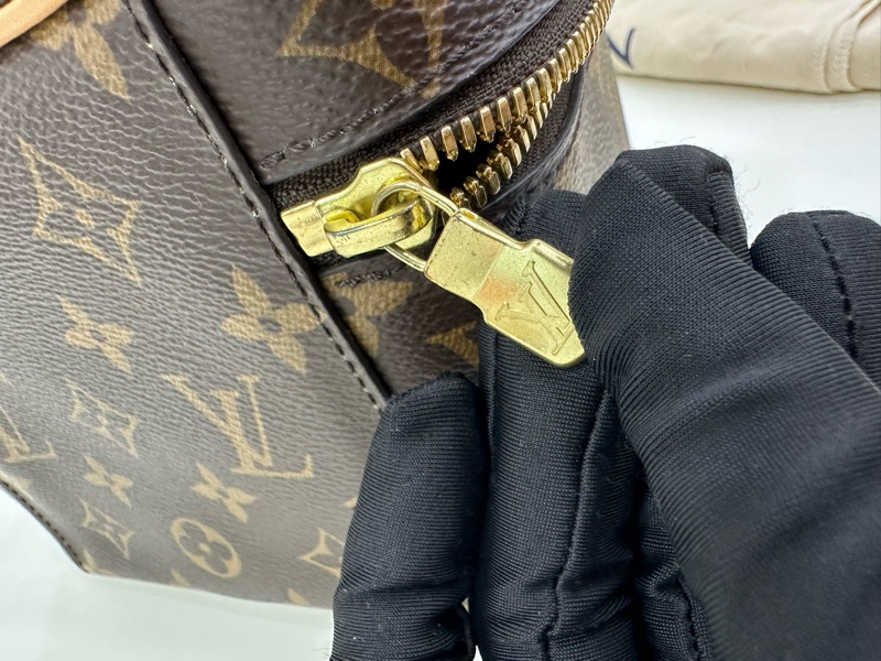LV Nice系列老花化妝包,經典款,20年編碼 尺寸:18*12*13.5cm,-9