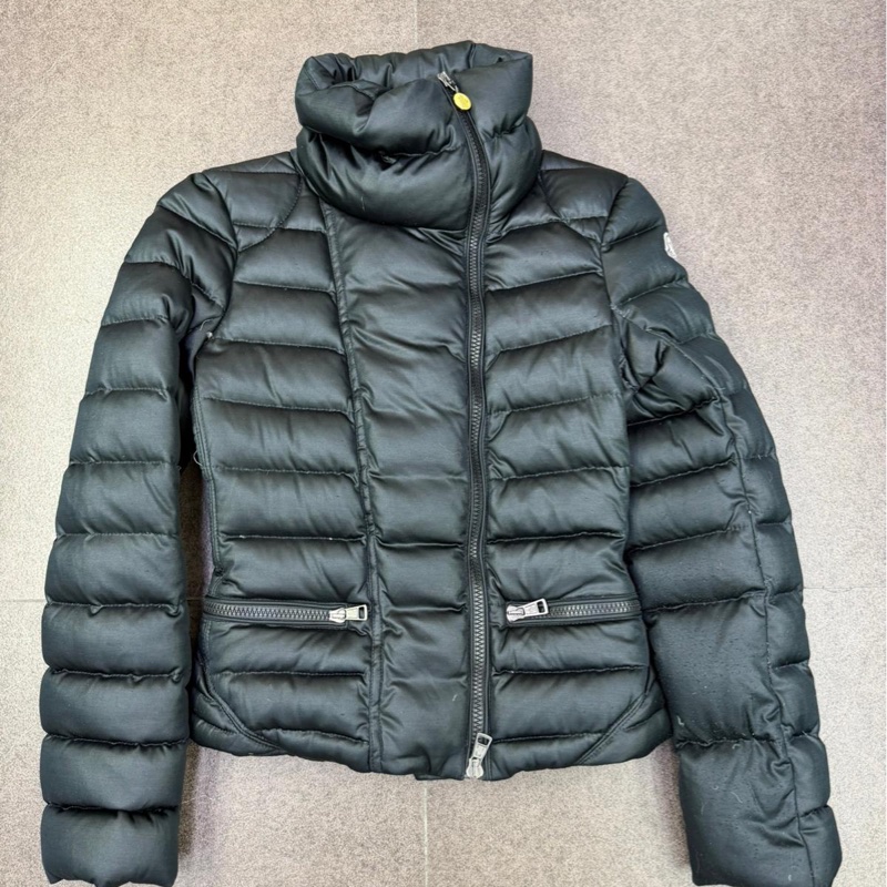 Moncler 女裝羽絨外套-1