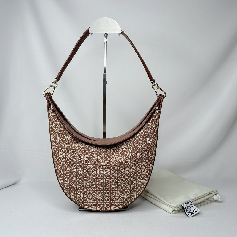 LOEWE Luna緹花肩背半月包-1