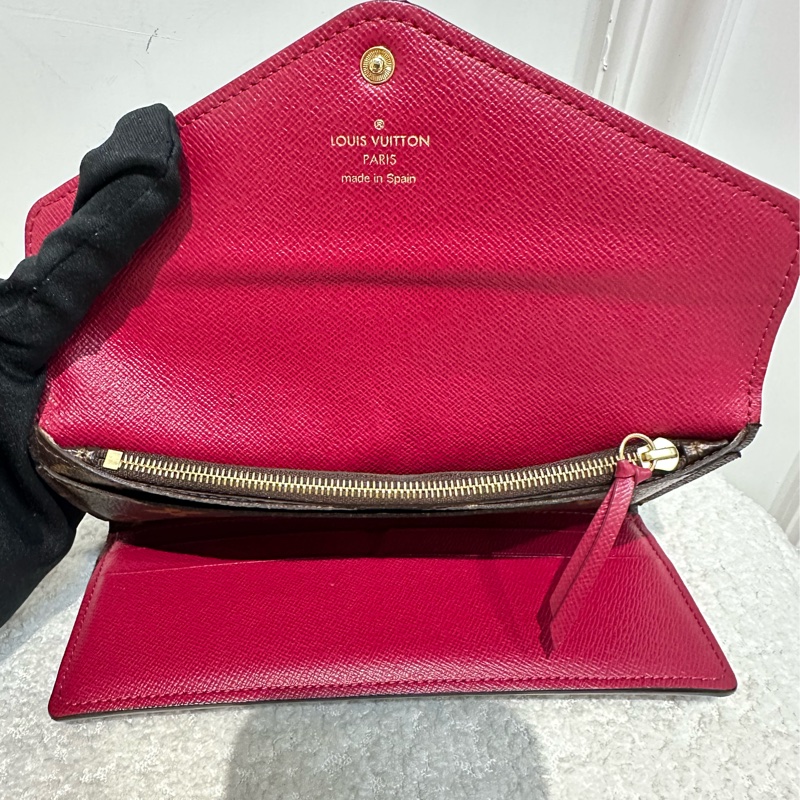 LOUIS VUITTON Monogram Sarah 長夾/紅釦款-11
