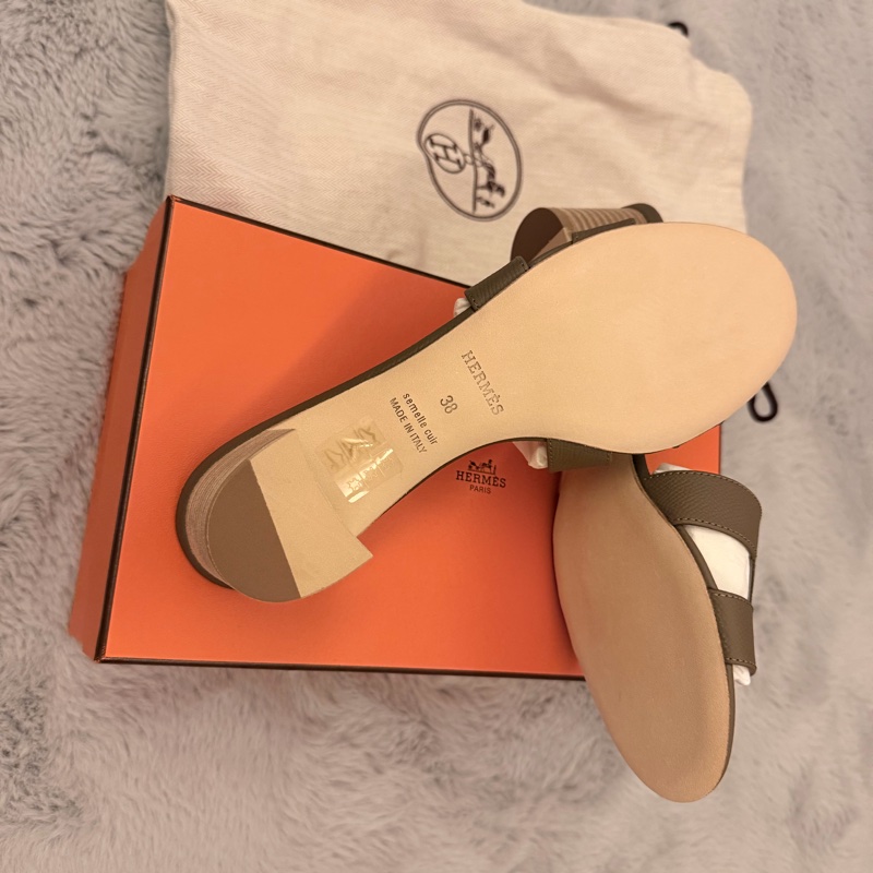Hermes 愛馬仕 etoupe Oasis 大象灰色 連原裝包裝盒塵袋及購買單-5
