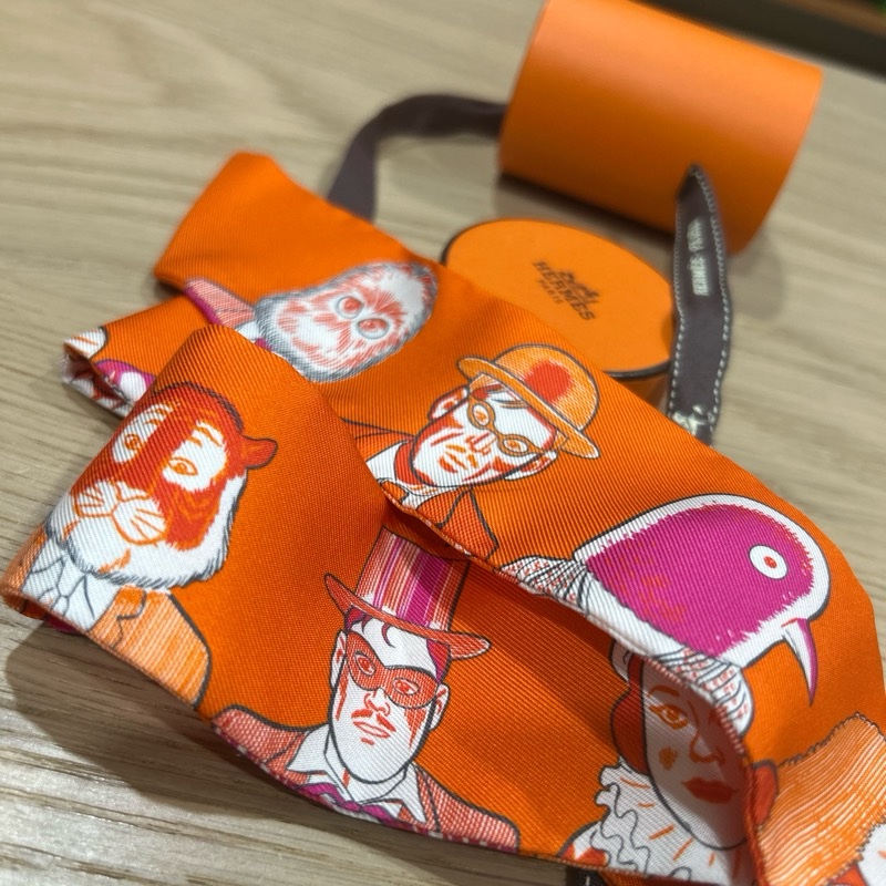 HERMES Twilly 放置品 帶盒 無標-11