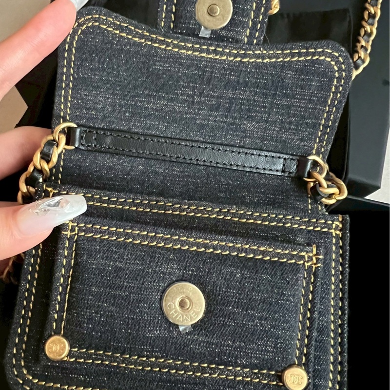 Chanel 迷你 牛仔郵差包 黑牛仔 23P-4