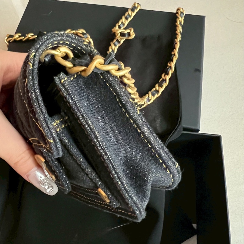 Chanel 迷你 牛仔郵差包 黑牛仔 23P-6