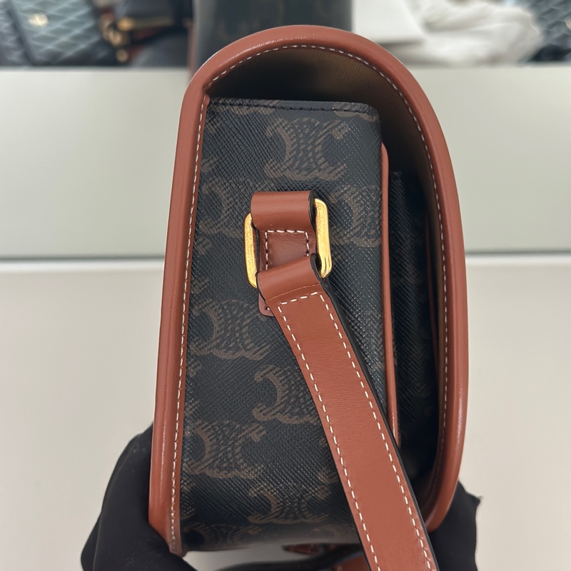 Celine 馬鞍包 FOLCO標誌印花牛皮革中號手袋-5