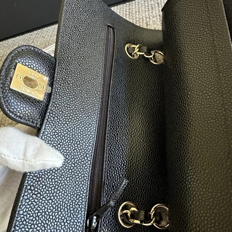 全新 Chanel Small Classic Handbag Grained Calfskin & Gold-Tone Metal Black-2