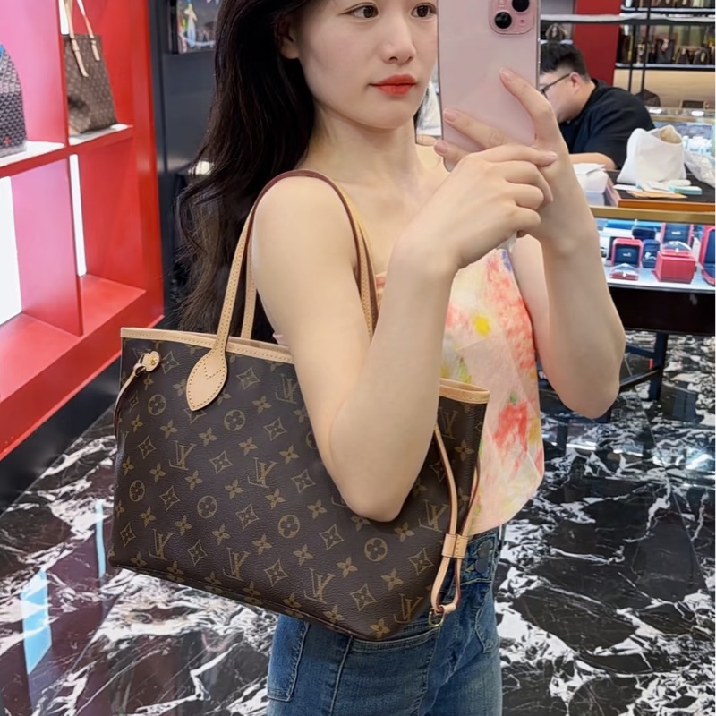 Lv Neverfull Pm 子母包-25