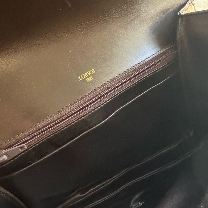 Loewe 真皮包 腋下包 手提包 棕色-9