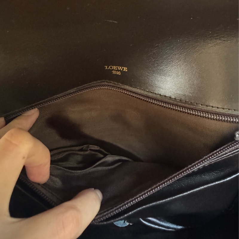 Loewe 真皮包 腋下包 手提包 棕色-14