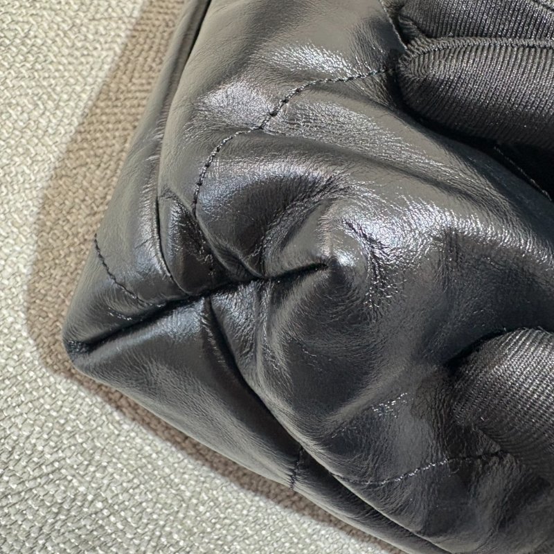 CHANEL 22BAG 中號 經典黑金 狀況新-9