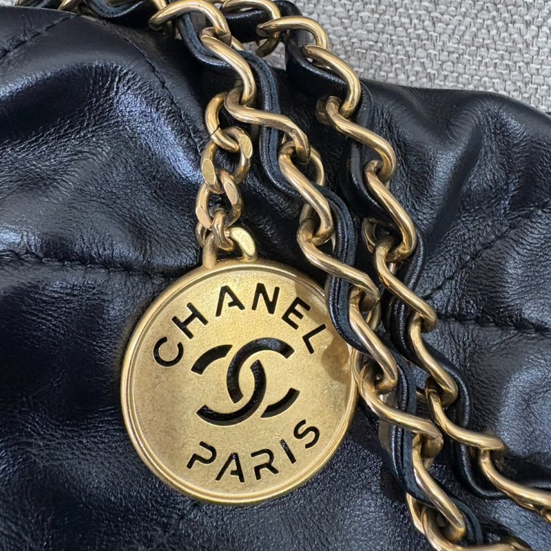 CHANEL 22BAG 中號 經典黑金 狀況新-15