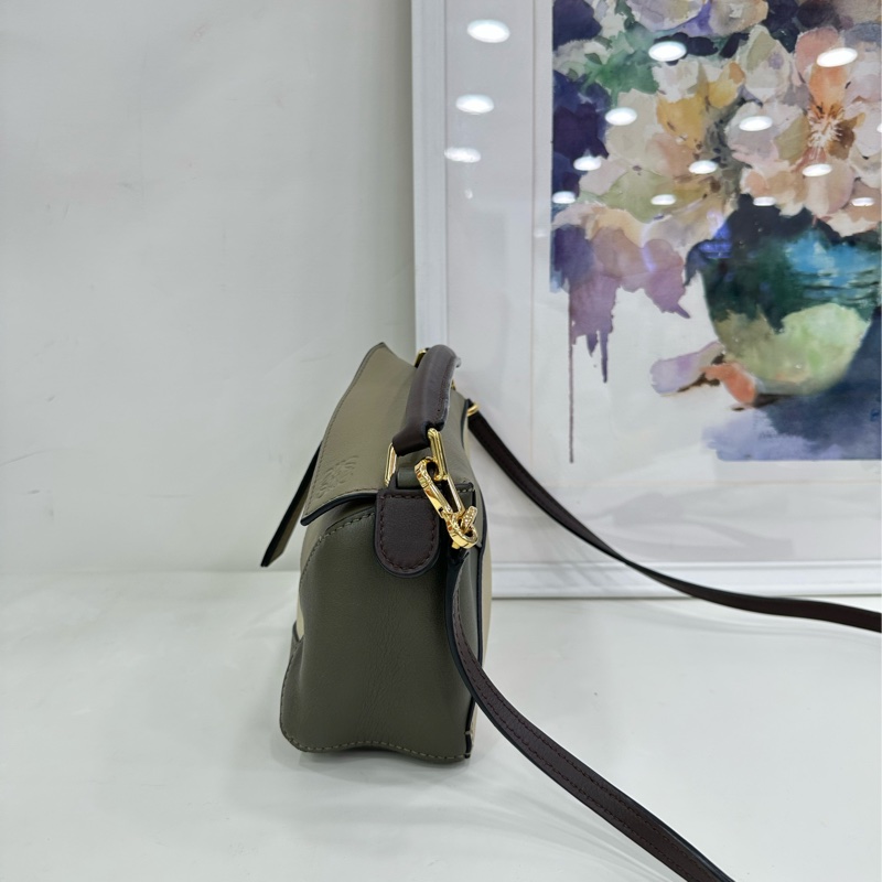 Loewe 羅意威Puzzle mini 米白色拼墨綠21年標,有購證 尺寸:18x8x12.5cm-3