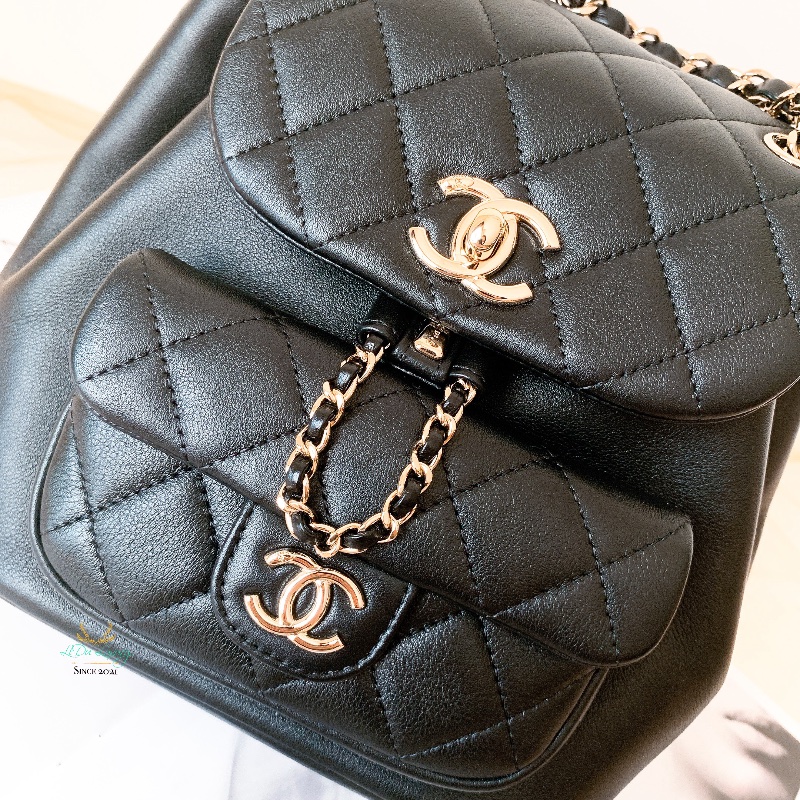 CHANEL 香奈兒 閒置未使用 AS2908 Duma系列 黑色 x 金釦 菱格紋 小號 晶片版 後背包 Backpack-6
