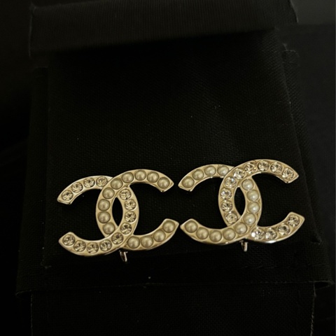 CHANEL 耳夾