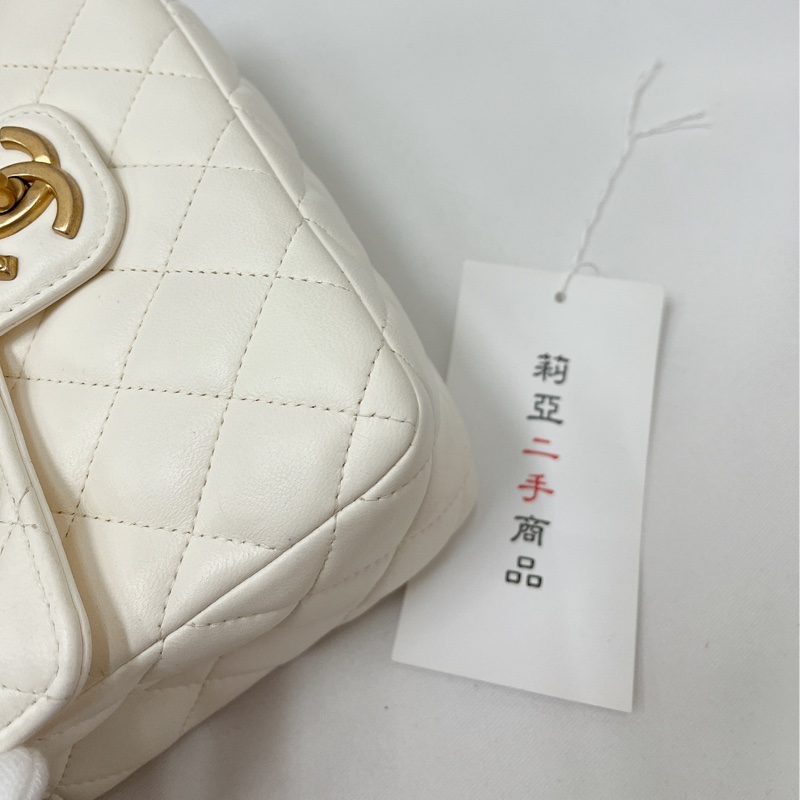 莉亞精品♡Chanel AS3737 彩色勳章金幣白方胖 二手-10