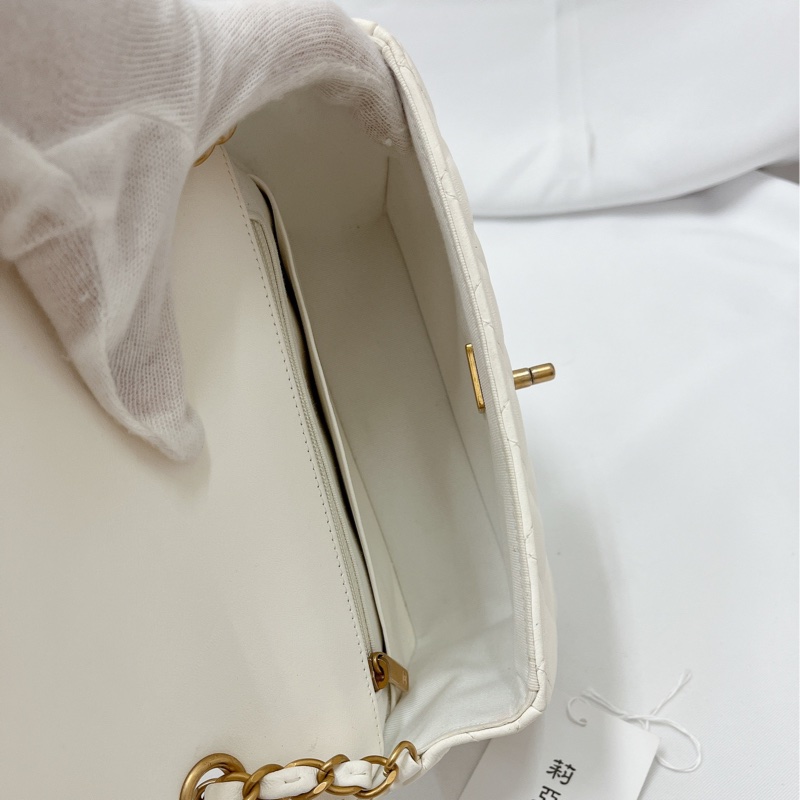 莉亞精品♡Chanel AS3737 彩色勳章金幣白方胖 二手-15