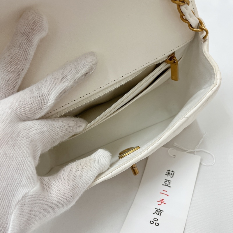 莉亞精品♡Chanel AS3737 彩色勳章金幣白方胖 二手-17