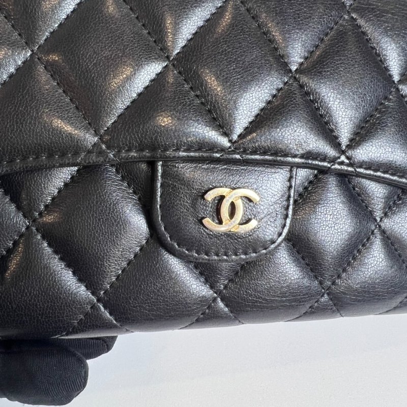 CHANEL CF三折長夾羊皮黑22開-9