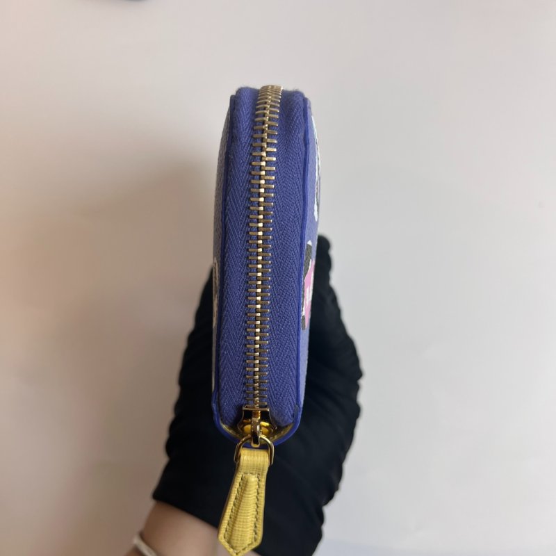 FENDI 紫色印花ㄇ拉長夾-3