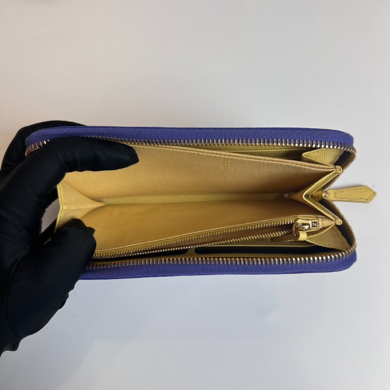 FENDI 紫色印花ㄇ拉長夾-4