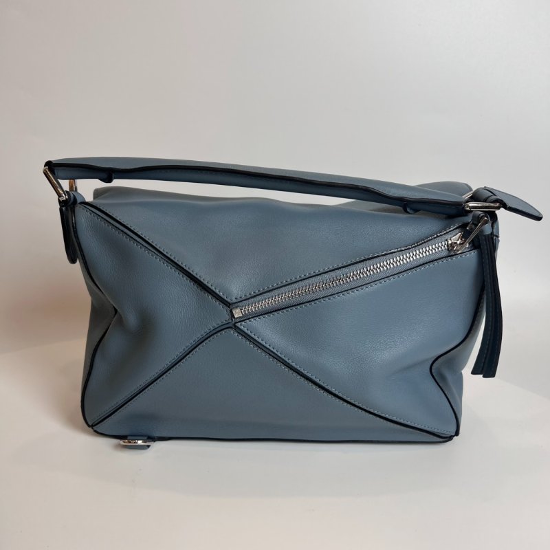 LOEWE 藍色PUZZLE包 中號-1