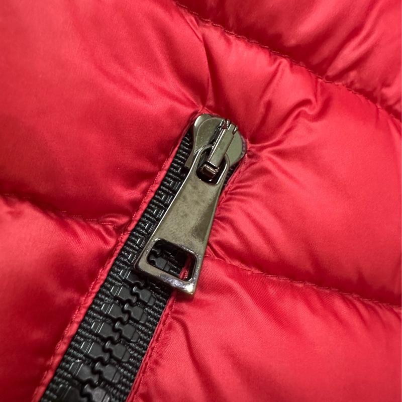 MONCLER 紅色羽絨背心外套(帶帽)-20