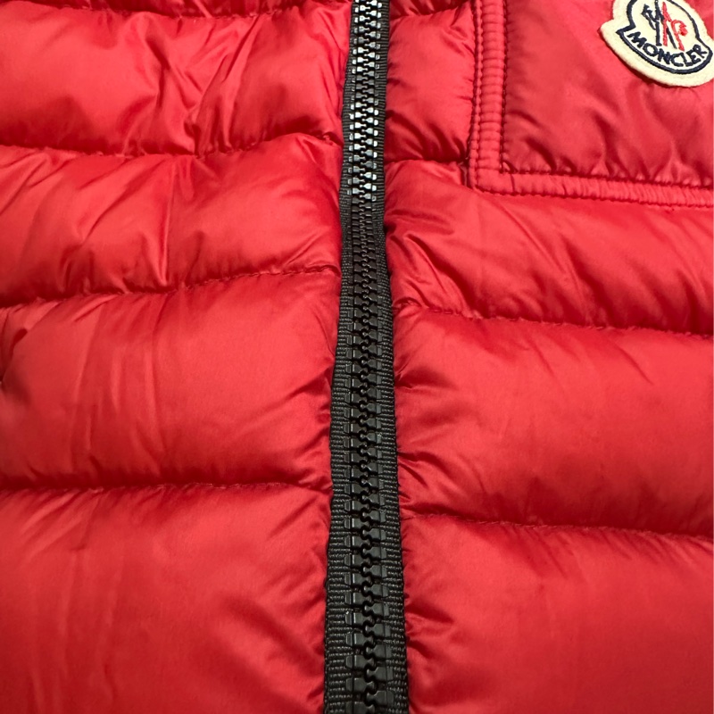 MONCLER 紅色羽絨背心外套(帶帽)-21