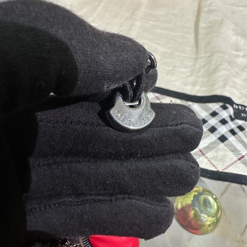 MONCLER 紅色羽絨背心外套(帶帽)-23