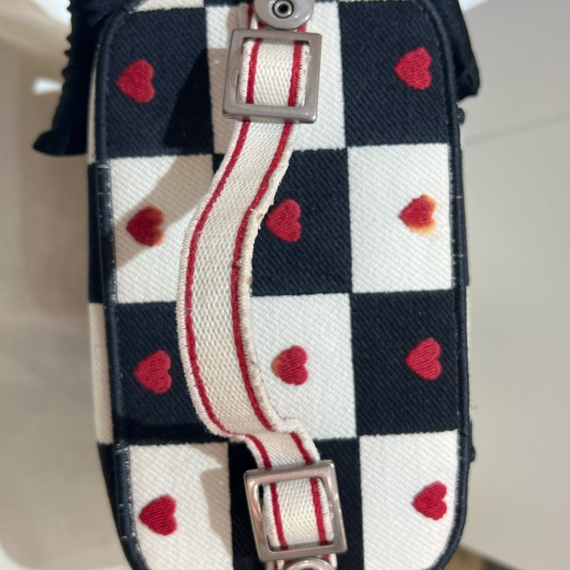 DIOR/迪奧 情人節限定 黑白格子配紅心刺繡 雙拉鏈設計 手提包斜背包 化妝包 低長18cm-7