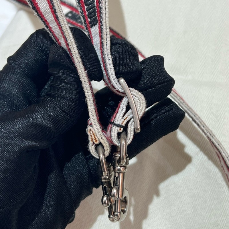 DIOR/迪奧 情人節限定 黑白格子配紅心刺繡 雙拉鏈設計 手提包斜背包 化妝包 低長18cm-24
