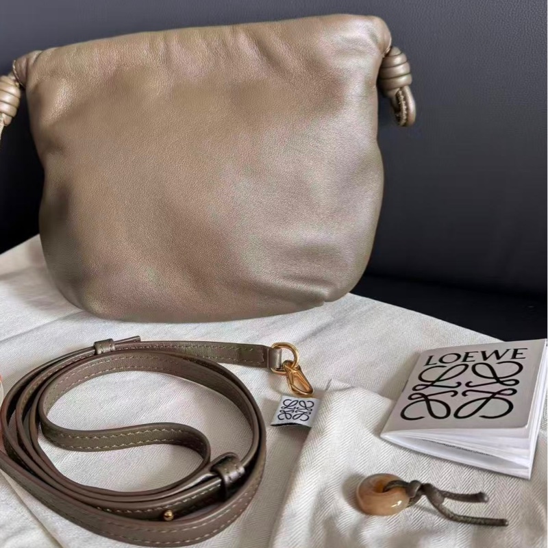 Loewe flamenco mini 玉石系列福袋 暗綠色 附玉石-0